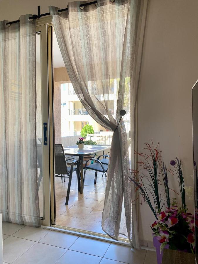 Royal Seacrest F G5 Ground Floor Apartment Pafos Dış mekan fotoğraf